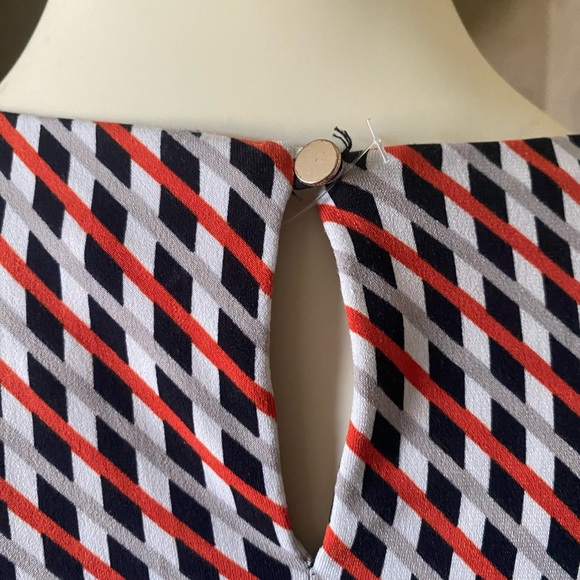 Calvin Klein Women’s Sleeveless Geometric print size S, stretch - Picture 9 of 10